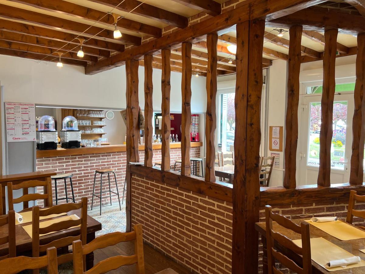 Montdidier  Le Conde酒店 外观 照片