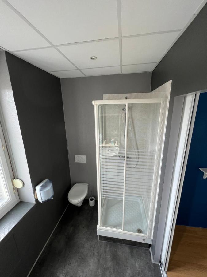 Montdidier  Le Conde酒店 外观 照片